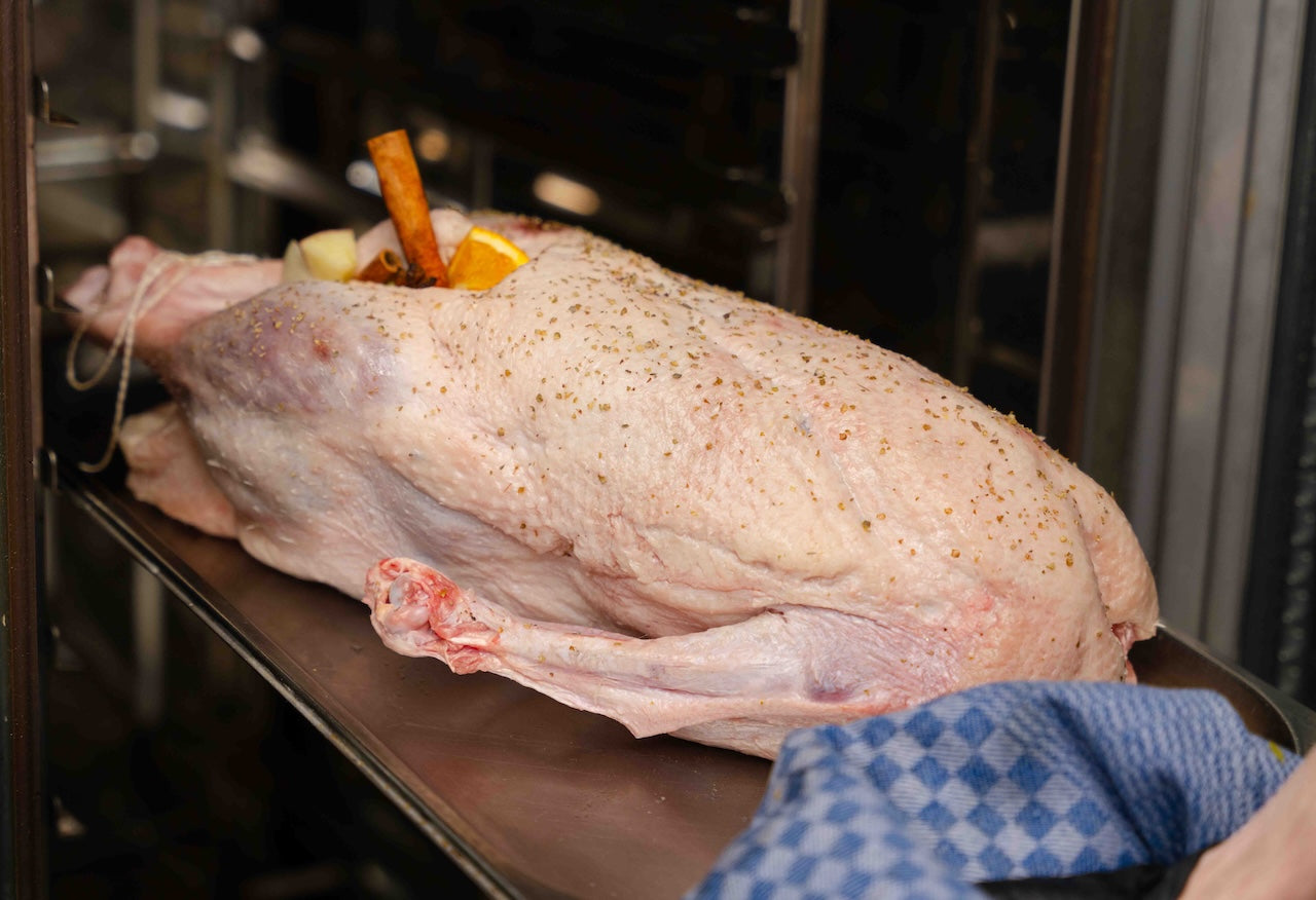 Oldenburger Freilandgans mit Beilagen für Zuhause